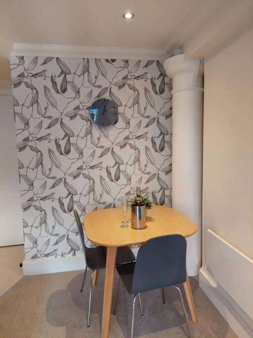21 The Cocoa Suites York Dış mekan fotoğraf