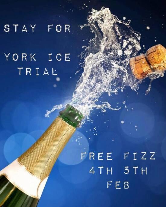 21 The Cocoa Suites York Dış mekan fotoğraf
